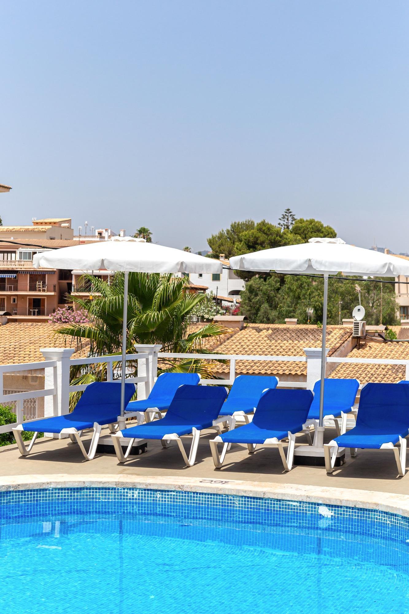 Hostal Residencia San Francisco Puerto Colom Dış mekan fotoğraf