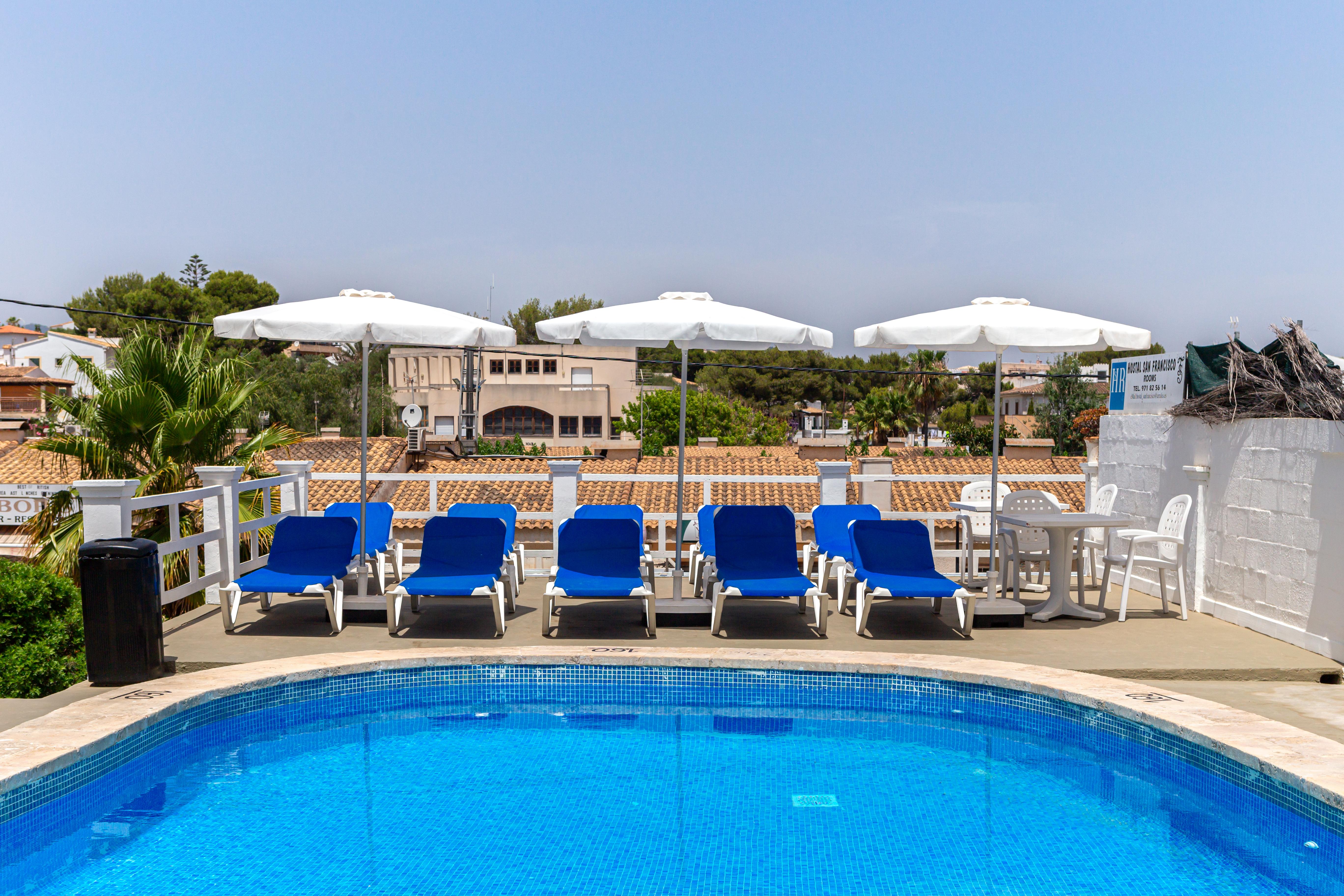 Hostal Residencia San Francisco Puerto Colom Dış mekan fotoğraf
